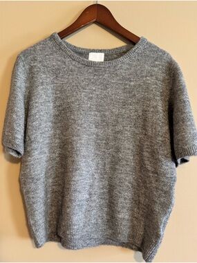 H&M Heather Gray Short-Sleeve Crewneck Sweater